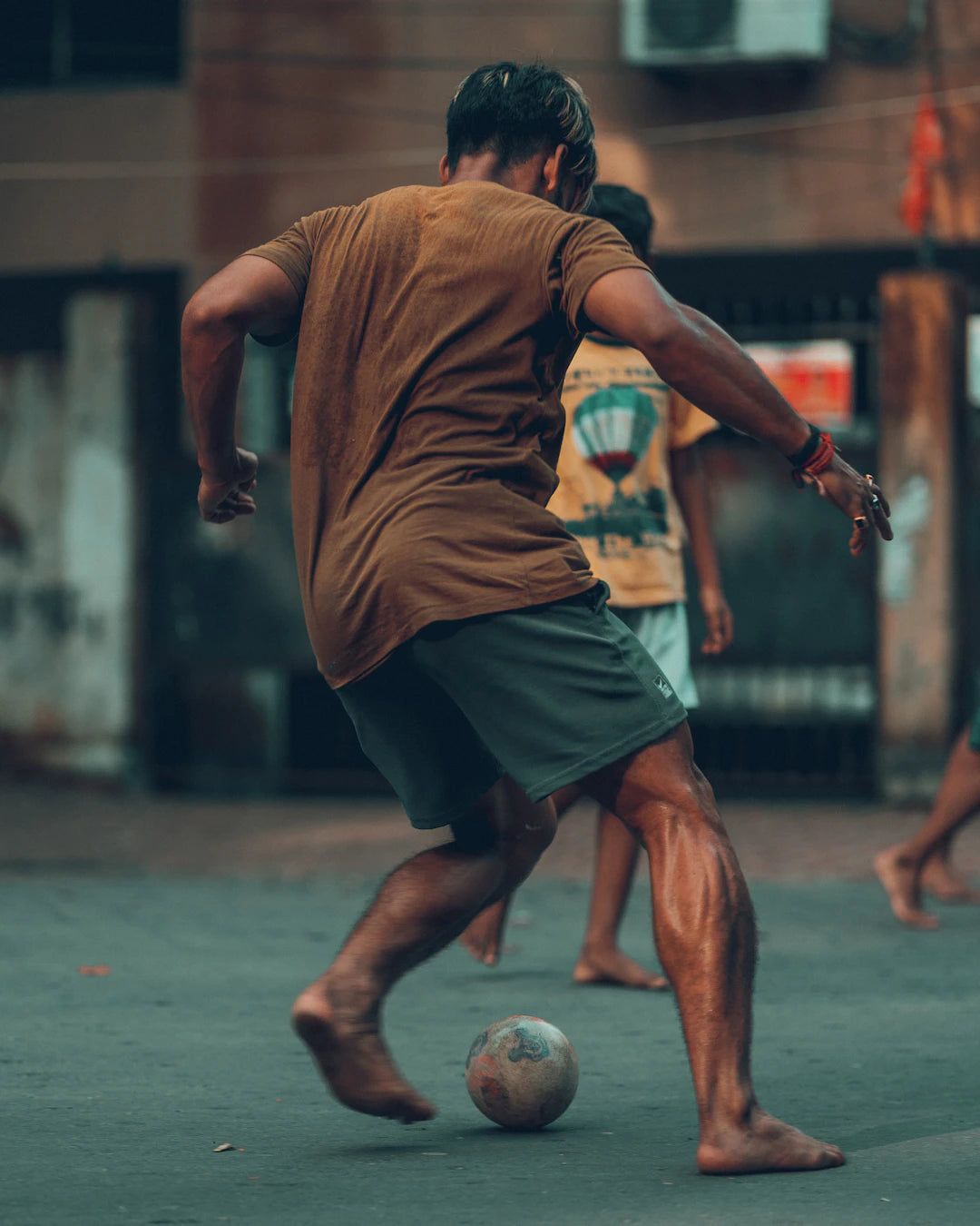 Stile e Sport Abbinare Abbigliamento Streetwear e Calcio